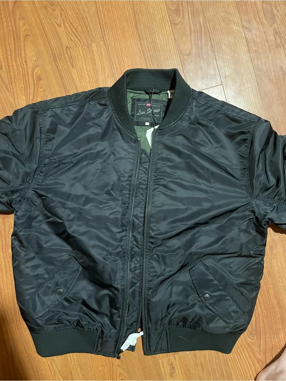Levi’s Ma-1 Bomber Jacket - Men’s Classic Zip Jacket Size Large NWT
